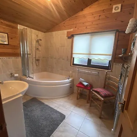 Cozy Cabin With Stunning Loch Lomond Views Rowardennan Exterior photo